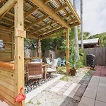 Breezy Pcb Vacation Rental With Lanai, Walk To Ocean